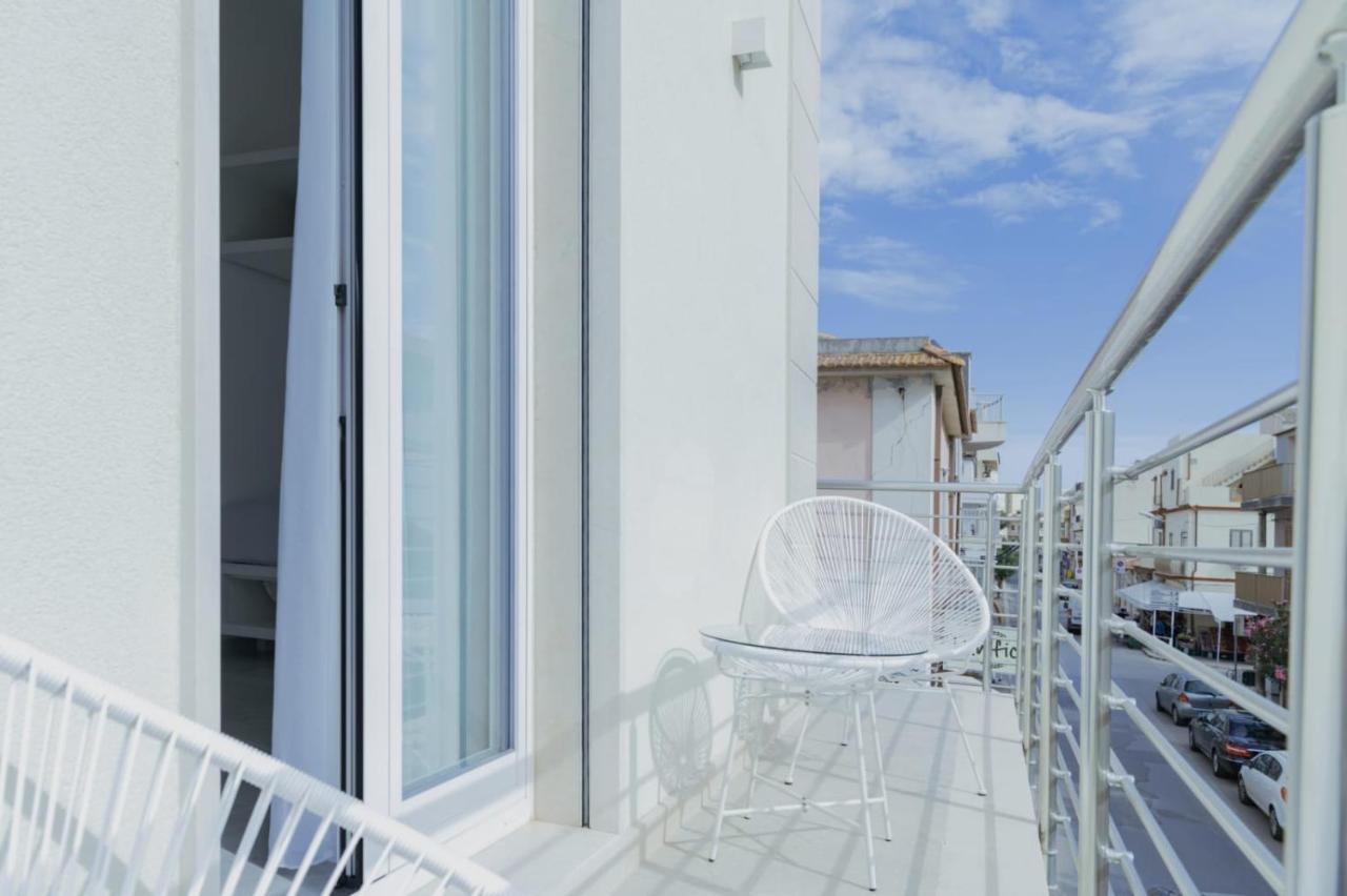 Aurorooms Affittacamere Scoglitti Exteriör bild